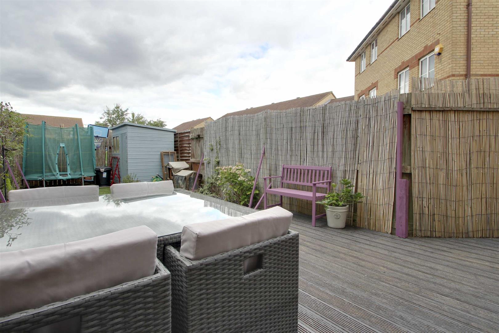Lindisfarne Drive, Monkston, Milton Keynes